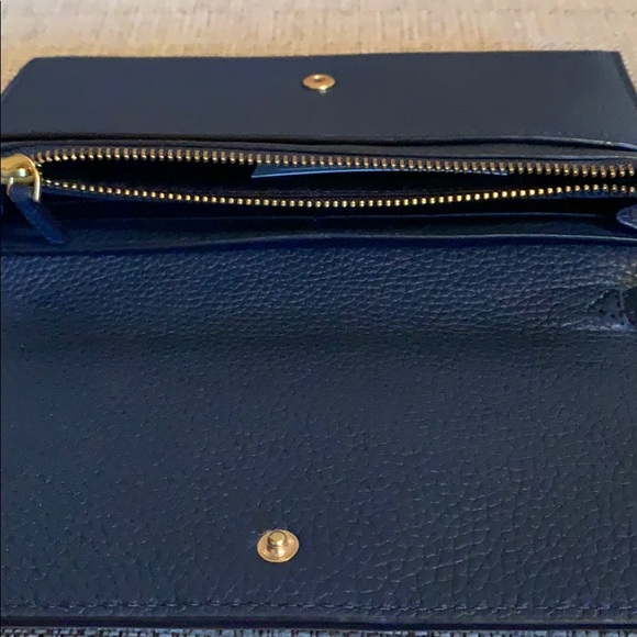 Tory Burch Britten Smartphone Wallet Royal Navy - Picture 9 of 16